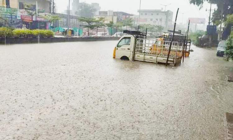 Heavy rain in Medak Heavy rain in Medak
